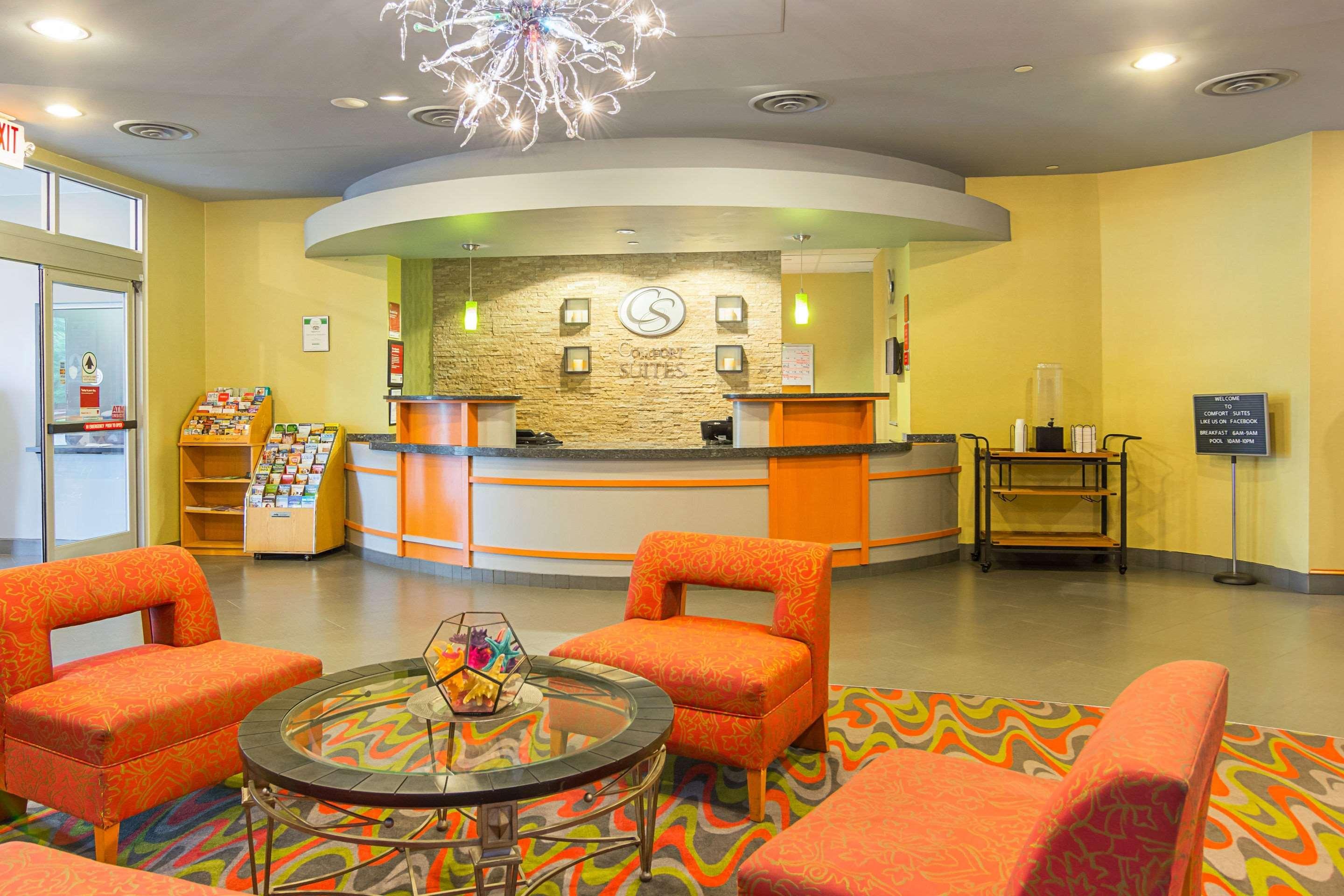 Comfort Suites At Virginia Center Commons Glen Allen Bagian luar foto