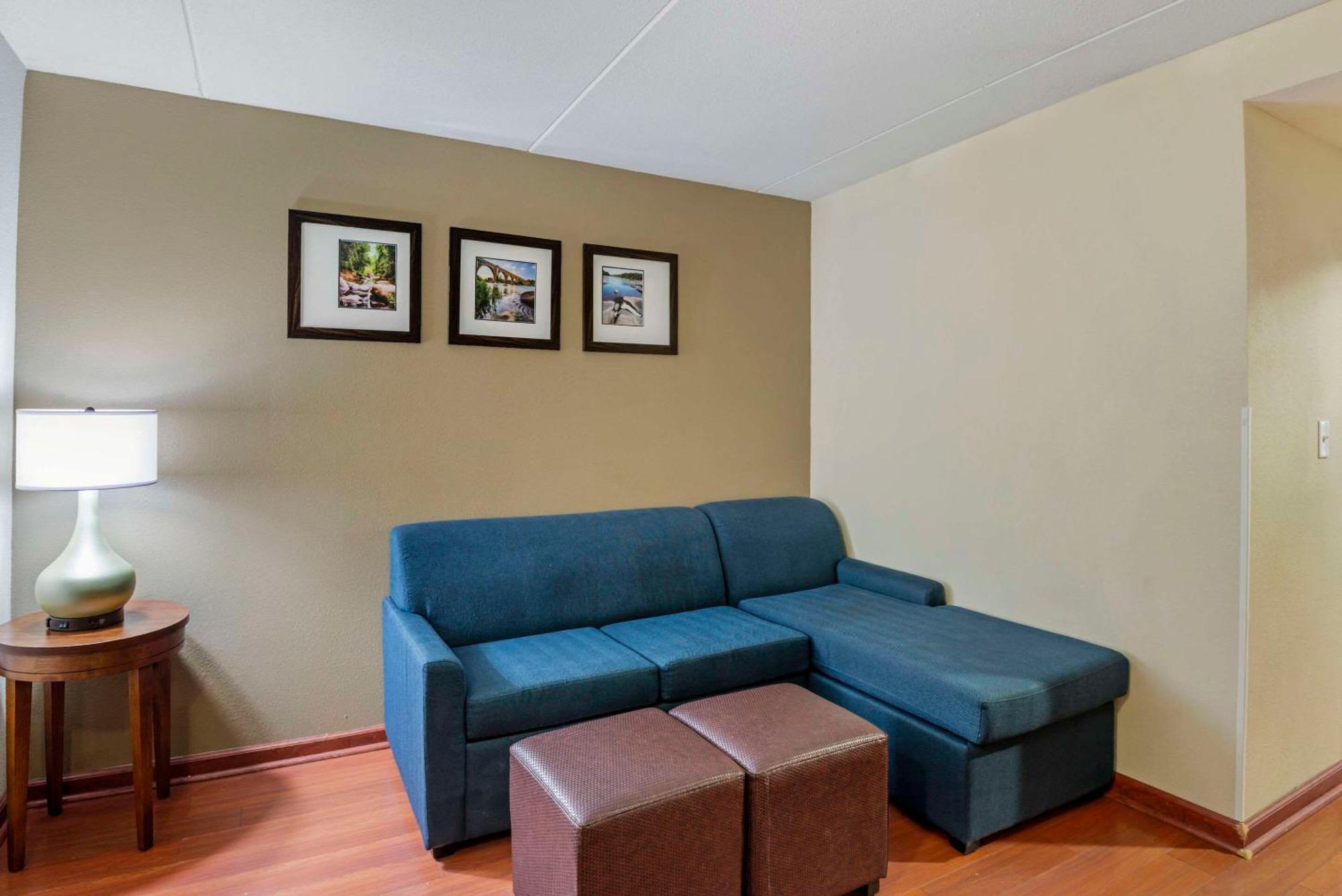 Comfort Suites At Virginia Center Commons Glen Allen Bagian luar foto