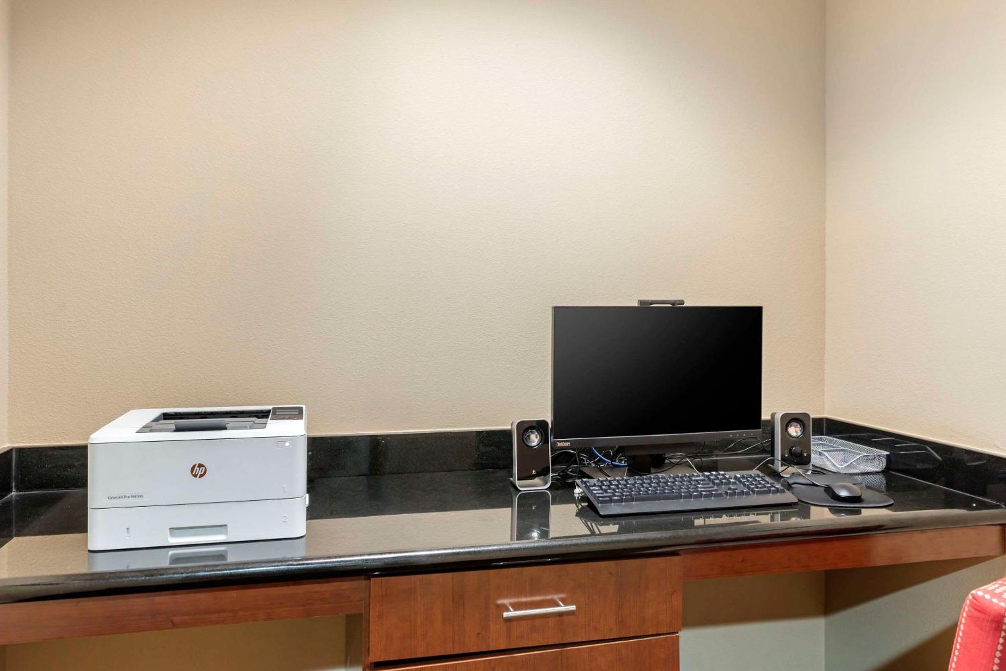 Comfort Suites At Virginia Center Commons Glen Allen Bagian luar foto
