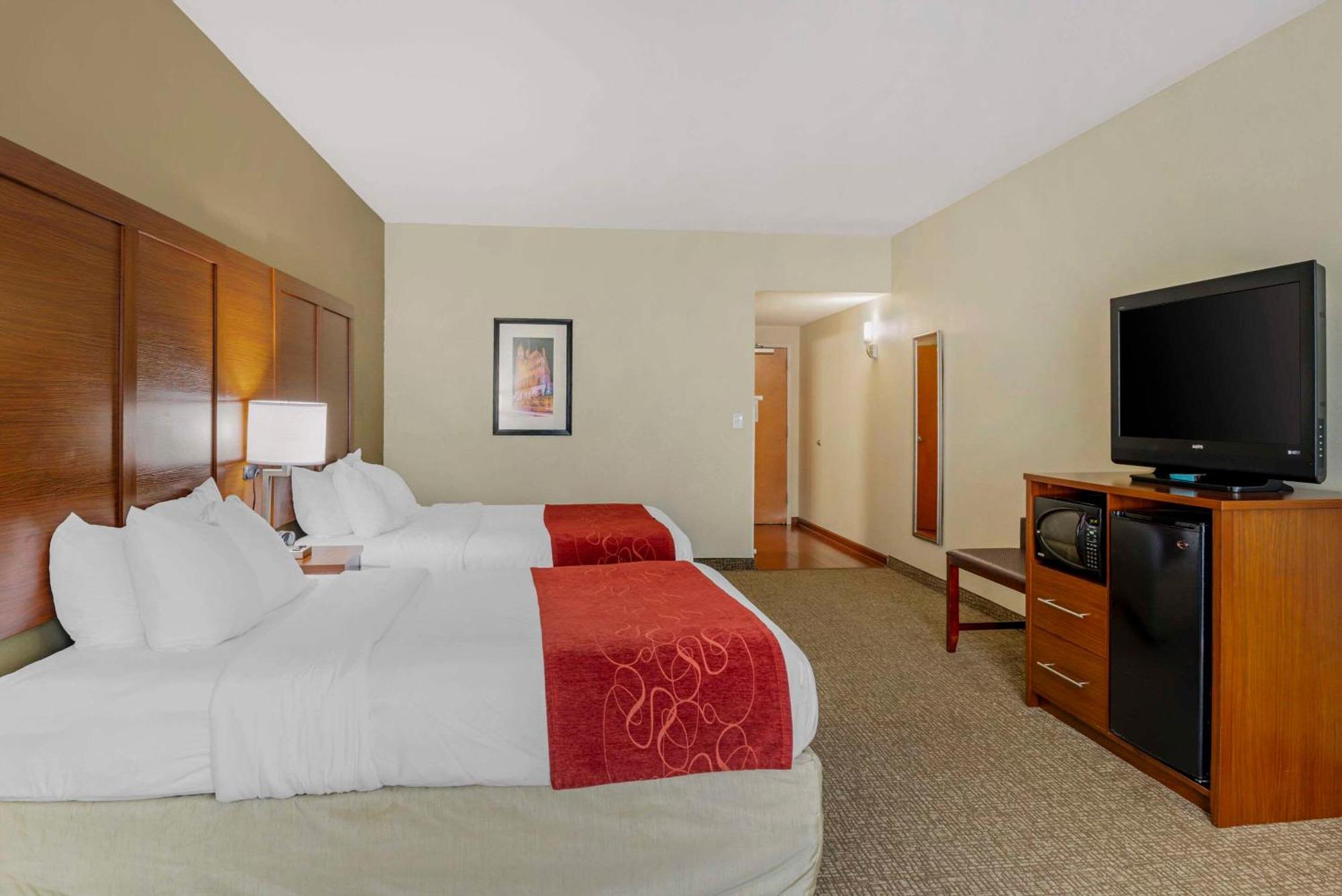 Comfort Suites At Virginia Center Commons Glen Allen Bagian luar foto