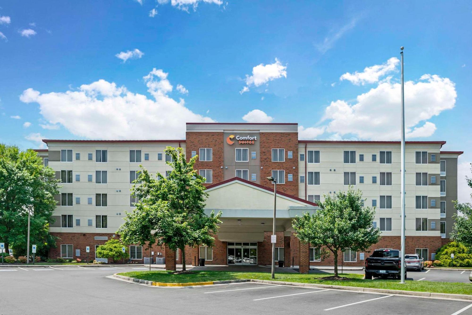 Comfort Suites At Virginia Center Commons Glen Allen Bagian luar foto